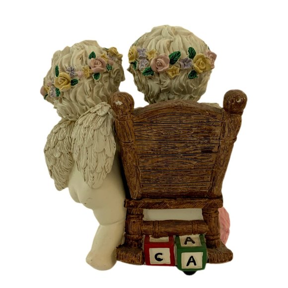 Classic Treasures Musical Figurine Twin Cherubs Plays “It’s a Small World” - Picture 5 of 9